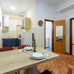 Luksi Apartmán *