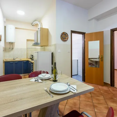 Luksi Appartamento *