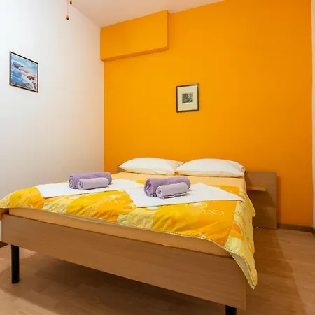 Luksi Apartmán *